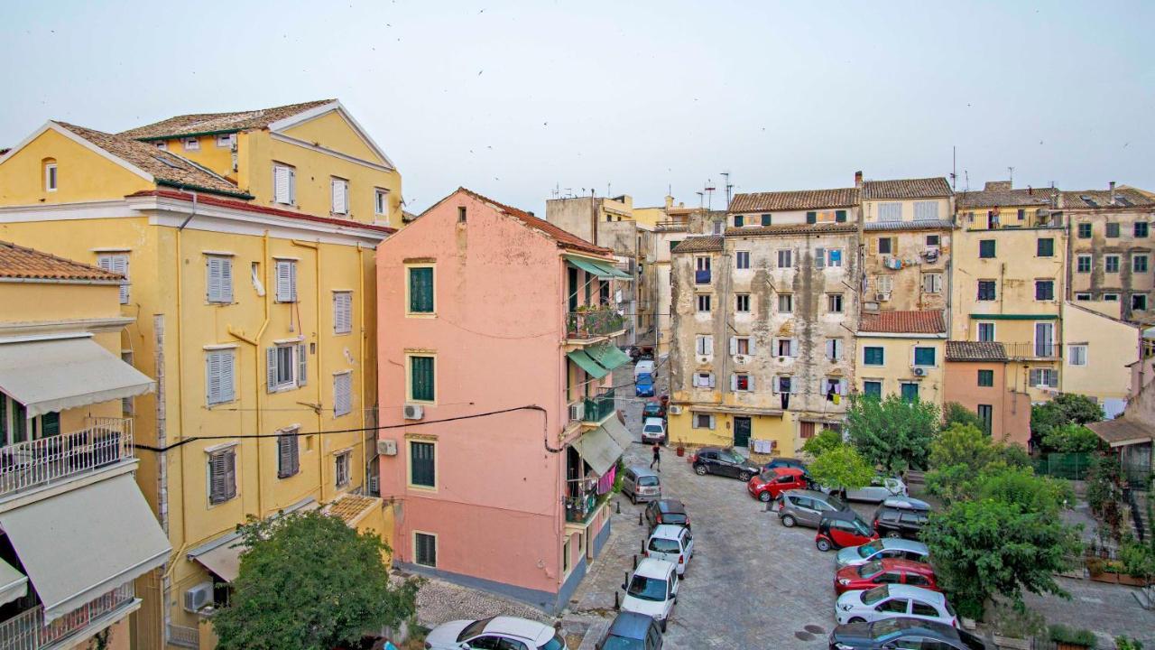 Heart-Warming Eleni Apartment In Corfu Town Exterior photo
